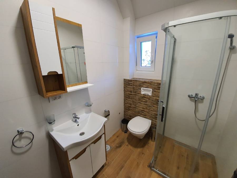 kopaonik apartmani - kupatilo